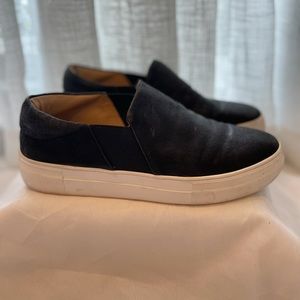 Vince Camuto Kalynn Low Slip On Sneakers